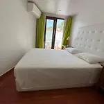 Com 5 Quartos A 5 Min E Do Centro בית נופש מונטה גורדו