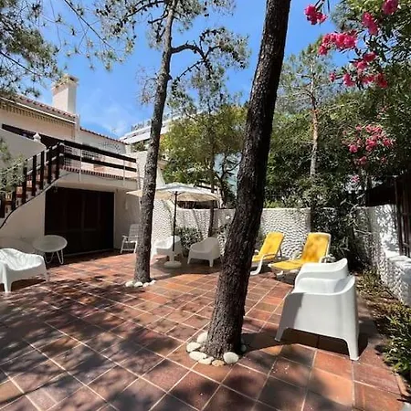 Com 5 Quartos A 5 Min E Do Centro Tatil Evi Monte Gordo