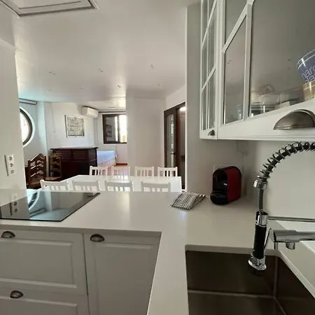 Com 5 Quartos A 5 Min E Do Centro Сasa de vacaciones Monte Gordo