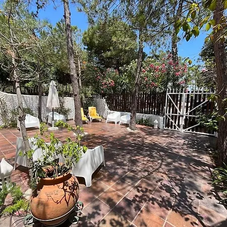 Com 5 Quartos A 5 Min E Do Centro Monte Gordo