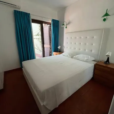 Vakantiehuis Com 5 Quartos A 5 Min E Do Centro *