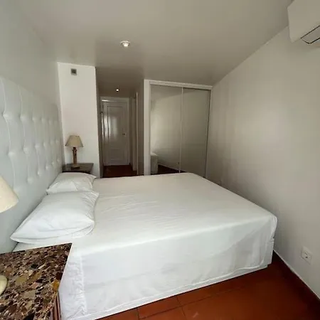 Дом отдыха Com 5 Quartos A 5 Min E Do Centro Монте-Гордо