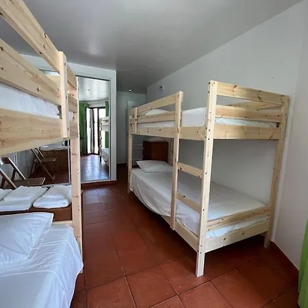 Дом отдыха Com 5 Quartos A 5 Min E Do Centro Монте-Гордо