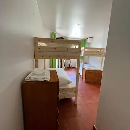 Com 5 Quartos A 5 Min E Do Centro בית נופש